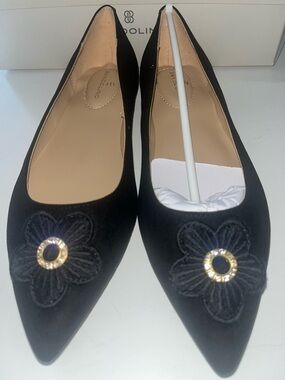 Bandolino Black Pointed Flats with Gold Floral Accent